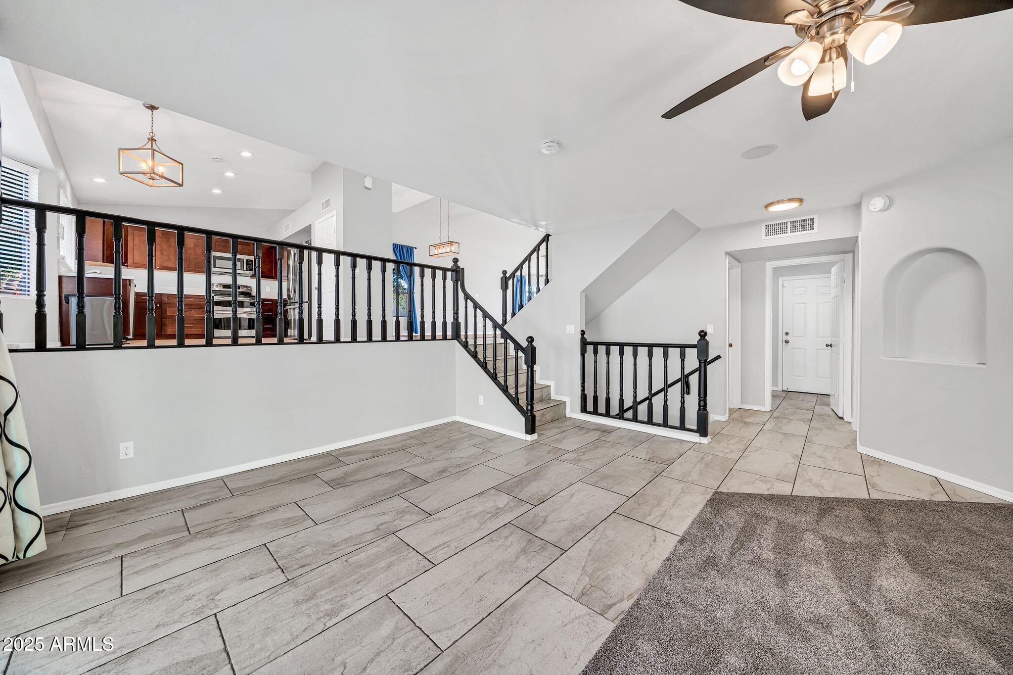 5044 East Paradise Lane Scottsdale, AZ 85254 - Photo 12 of 61 5044 E Paradise Ln-12