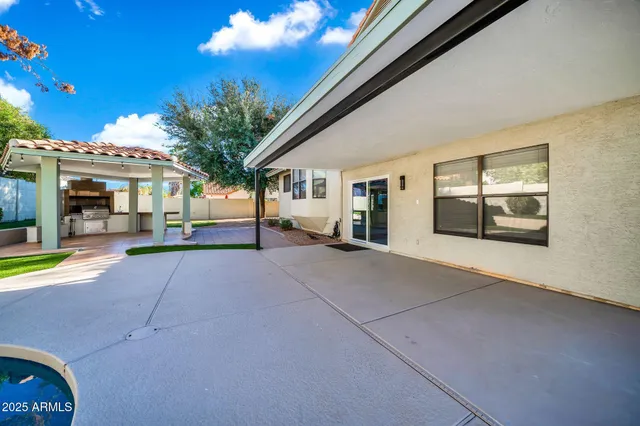 $6,750 | 5044 East Paradise Lane, Scottsdale, AZ 85254