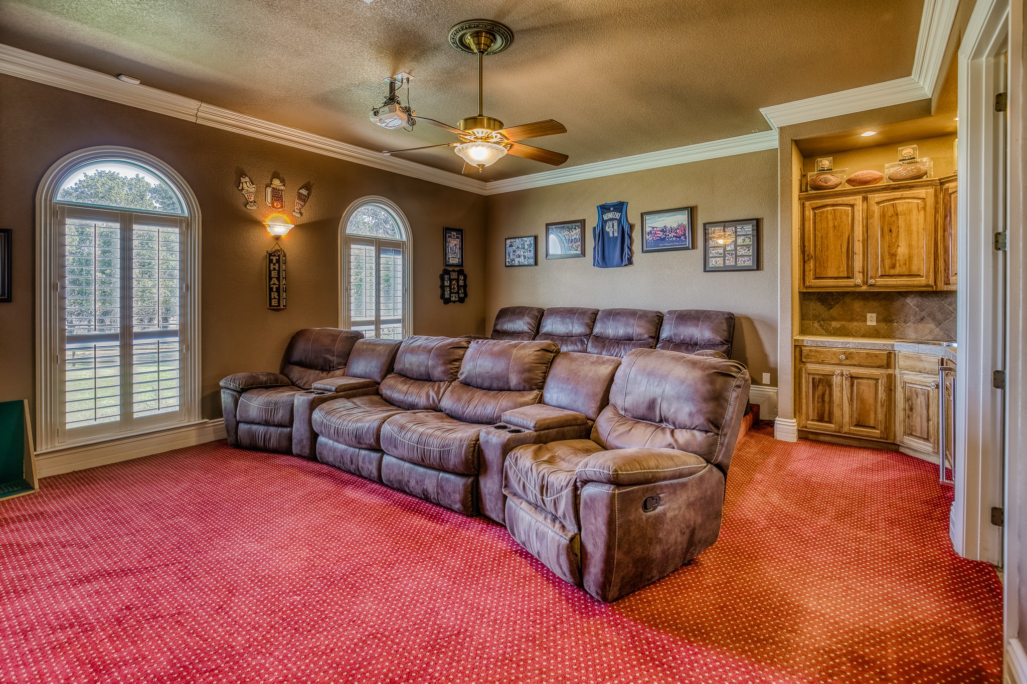 547 Powder Ridge Luling, TX 78648 - Photo 33 of 50 a living room with furniture and a chandelier