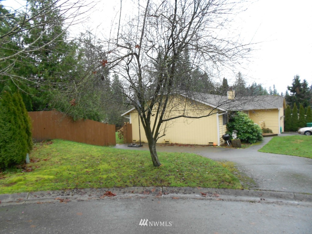 17217 18th Avenue Southeast Bothell, WA 98012 - Photo 4 of 5 Gallery Image 4
