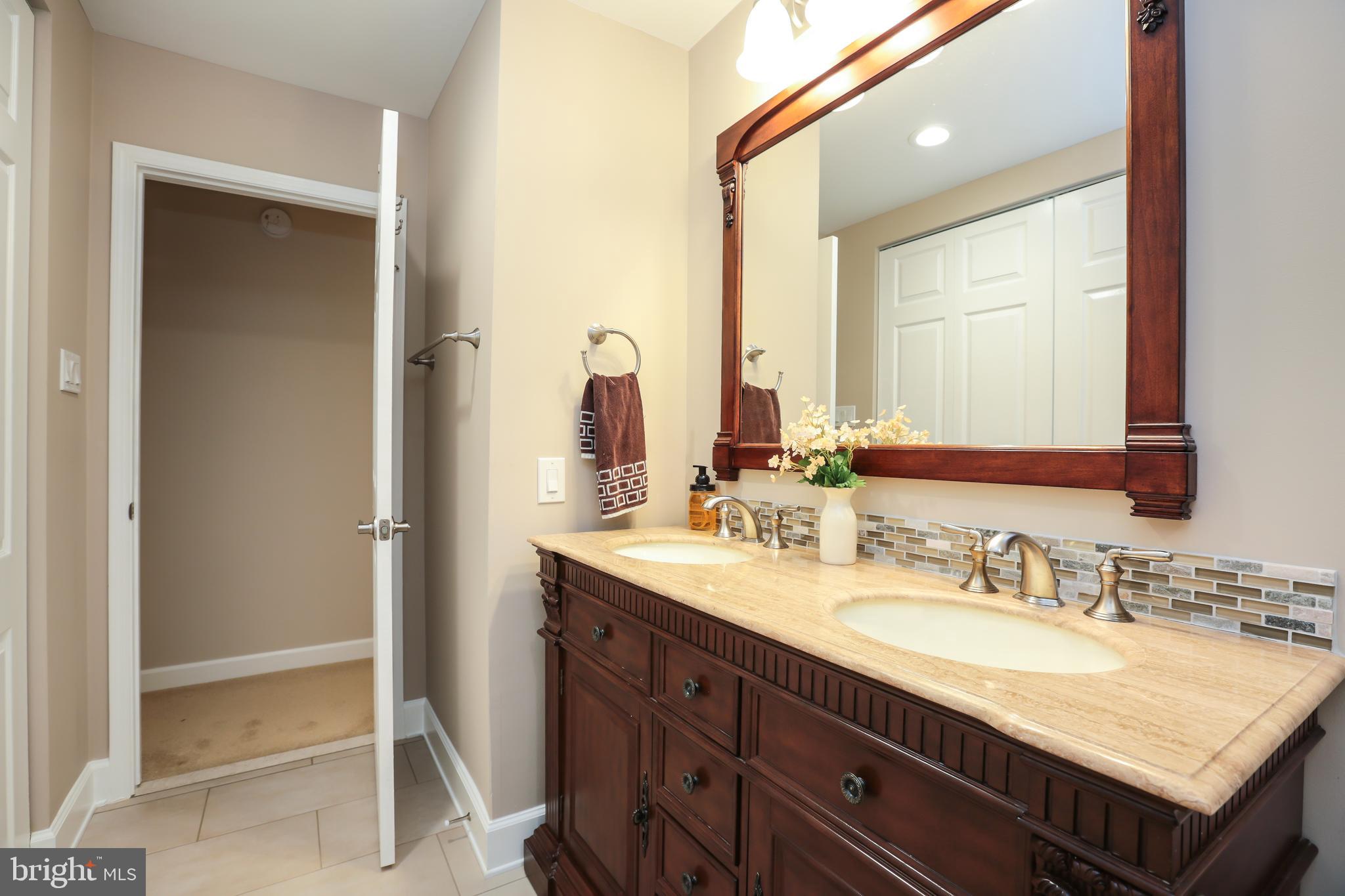 11631 Quail Ridge Court Reston, VA 20194 - Photo 33 of 57 Gallery Image 33