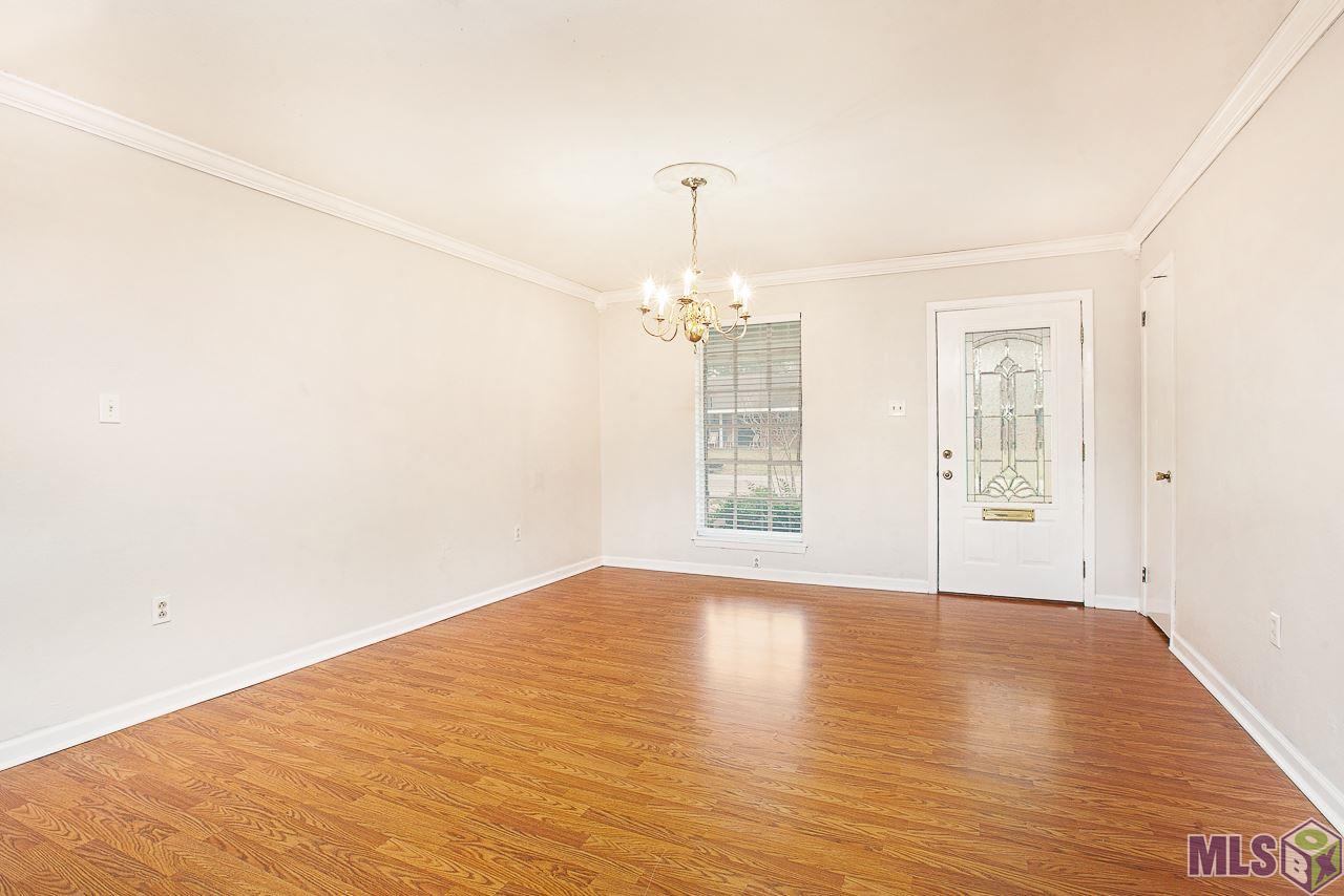 3244 Crestwood Street Baton Rouge, LA 70816 - Photo 4 of 19 Gallery Image 4