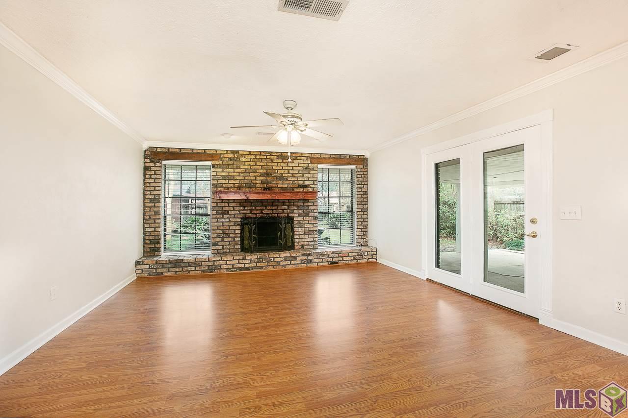 3244 Crestwood Street Baton Rouge, LA 70816 - Photo 5 of 19 Gallery Image 5