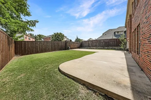 $748,000 | 5501 Blazing Star Road, Frisco, TX 75036