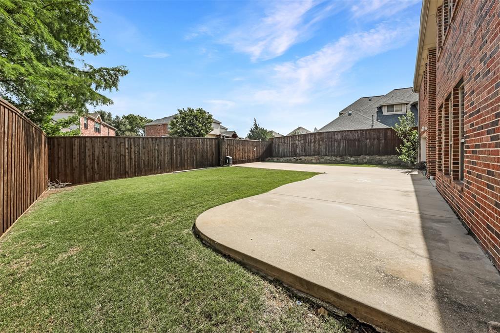5501 Blazing Star Road Frisco, TX 75036 - Photo 32 of 37