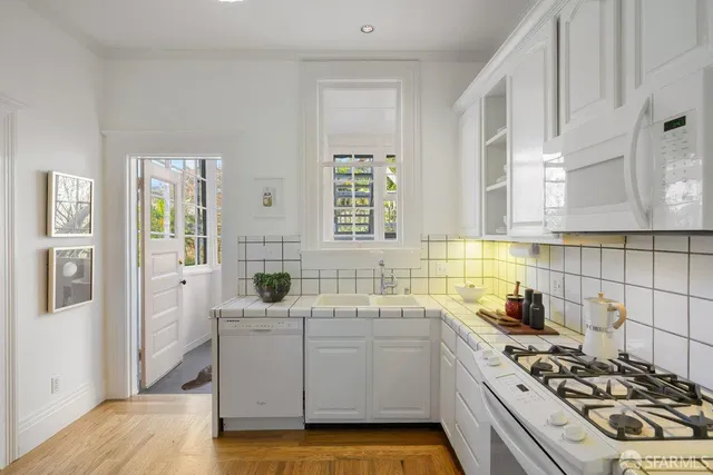 $1,349,000 | 229 Ashbury Street, San Francisco, CA 94117