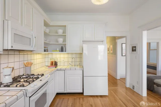 $1,349,000 | 229 Ashbury Street, San Francisco, CA 94117