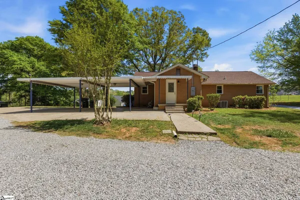 $385,000 | 129 Bradley Drive, Pickens, SC 29671