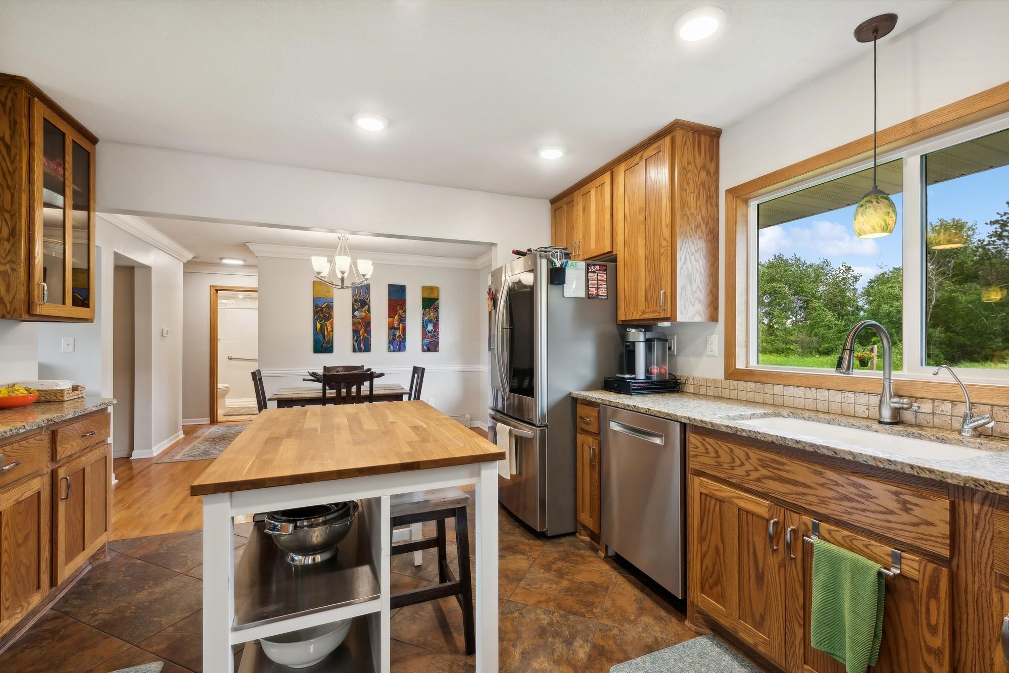 266 County Rd J West Shoreview, MN 55126 - Photo 11 of 44 Gallery Image 11