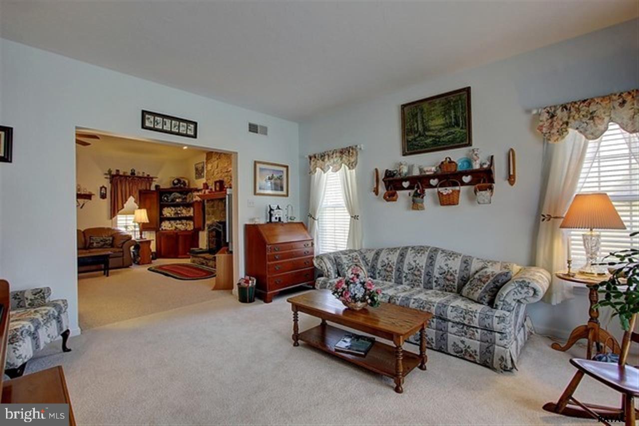 3135 Ridings Way York, PA 17408 - Photo 13 of 27 Gallery Image 13