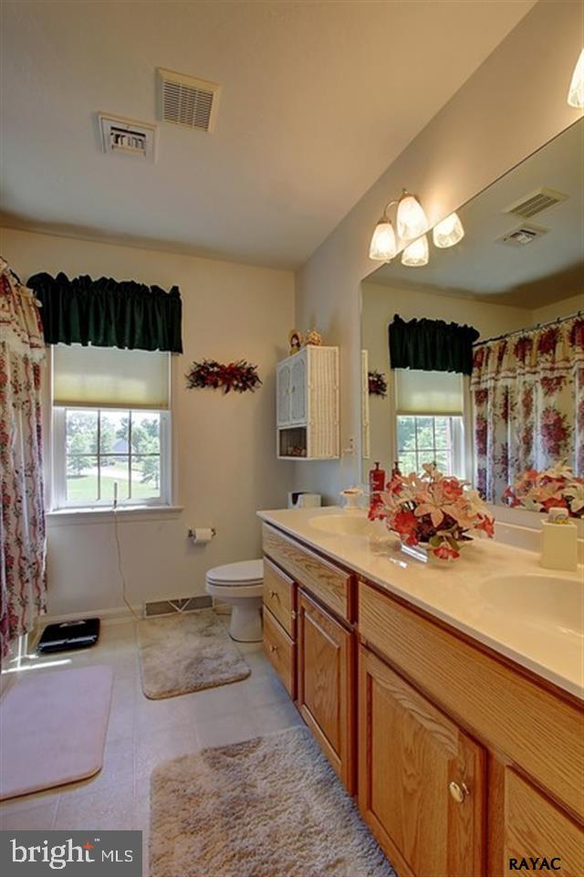 3135 Ridings Way York, PA 17408 - Photo 22 of 27 Gallery Image 22