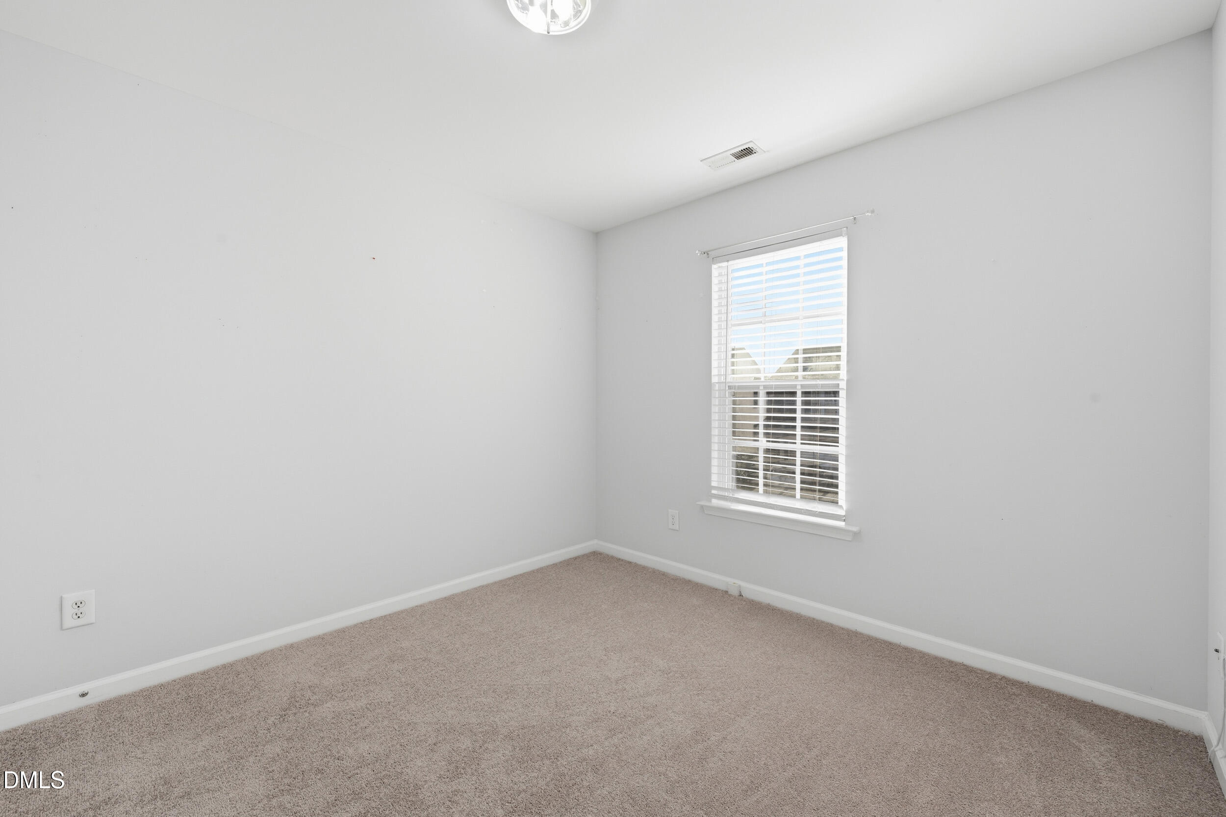 8412 Pilots View Drive Raleigh, NC 27617 - Photo 25 of 40 092
