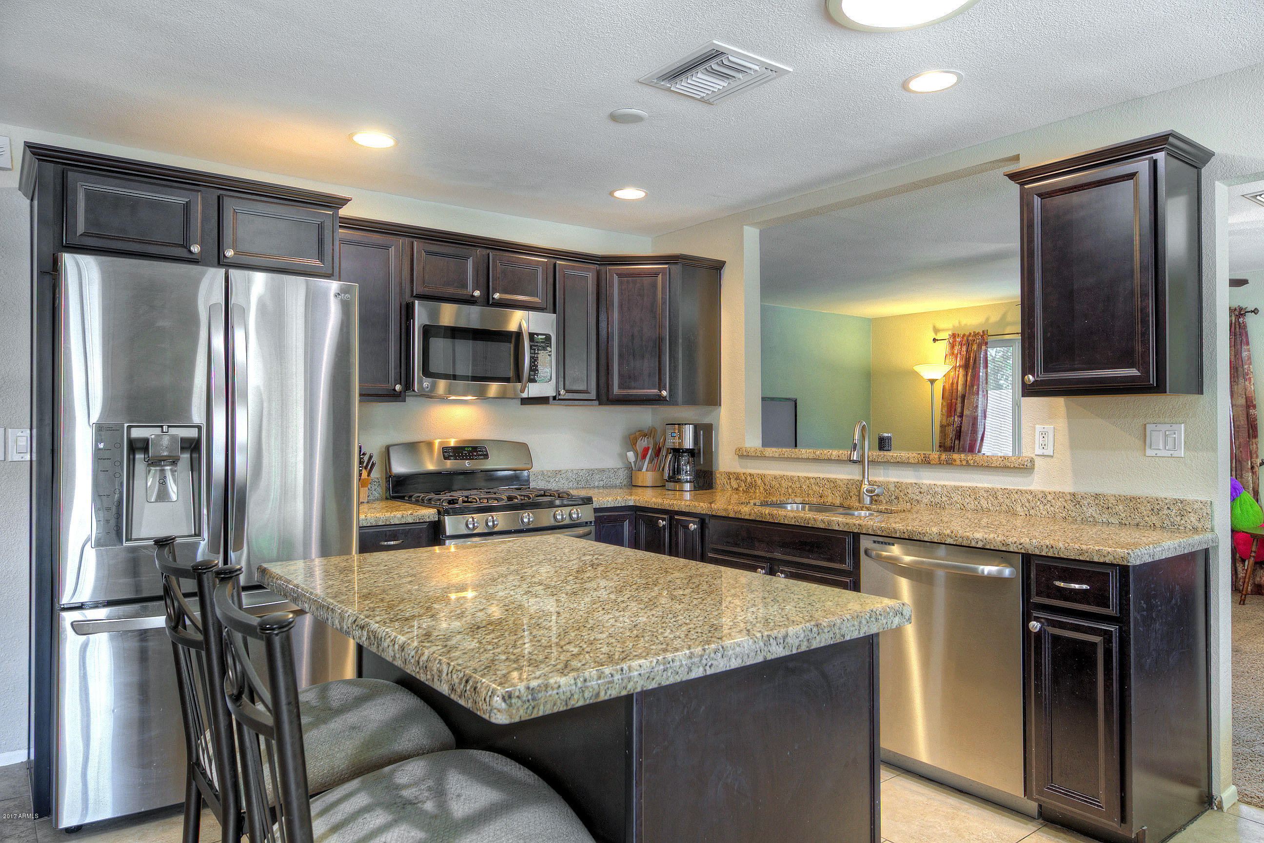 3351 East Beryl Lane Phoenix, AZ 85028 - Photo 11 of 33 Kitchen