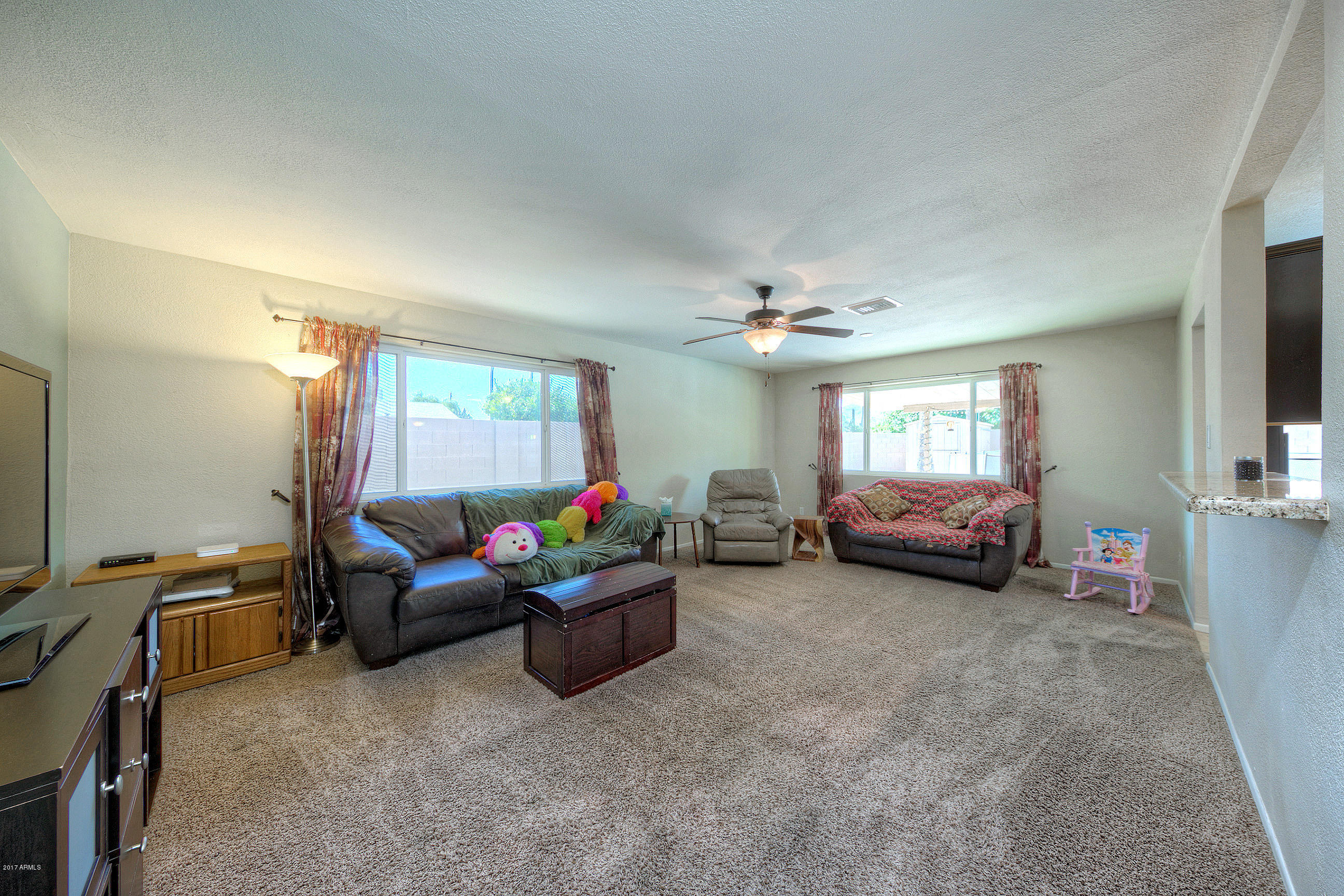 3351 East Beryl Lane Phoenix, AZ 85028 - Photo 13 of 33 Family Room