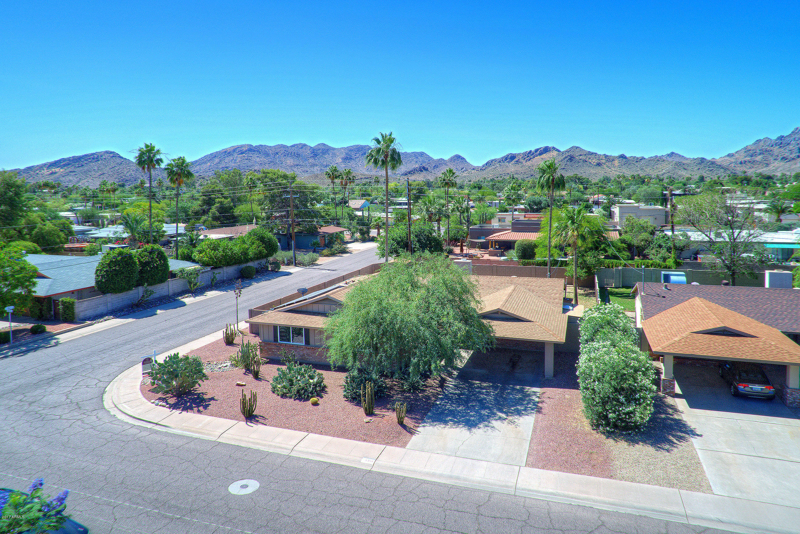 3351 East Beryl Lane Phoenix, AZ 85028 - Photo 27 of 33 Aerial looking Southeast