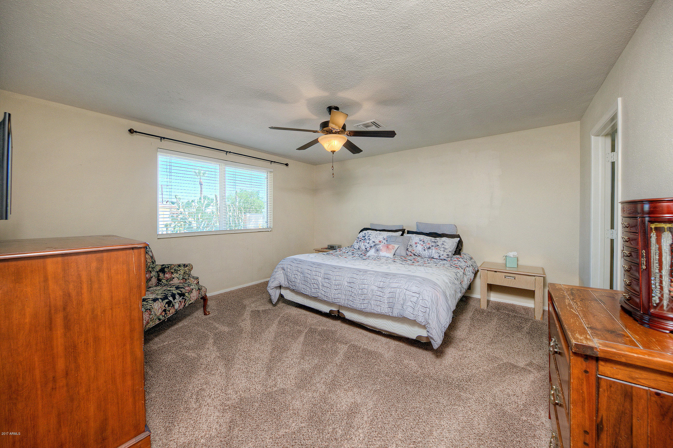 3351 East Beryl Lane Phoenix, AZ 85028 - Photo 4 of 33 Master Suite