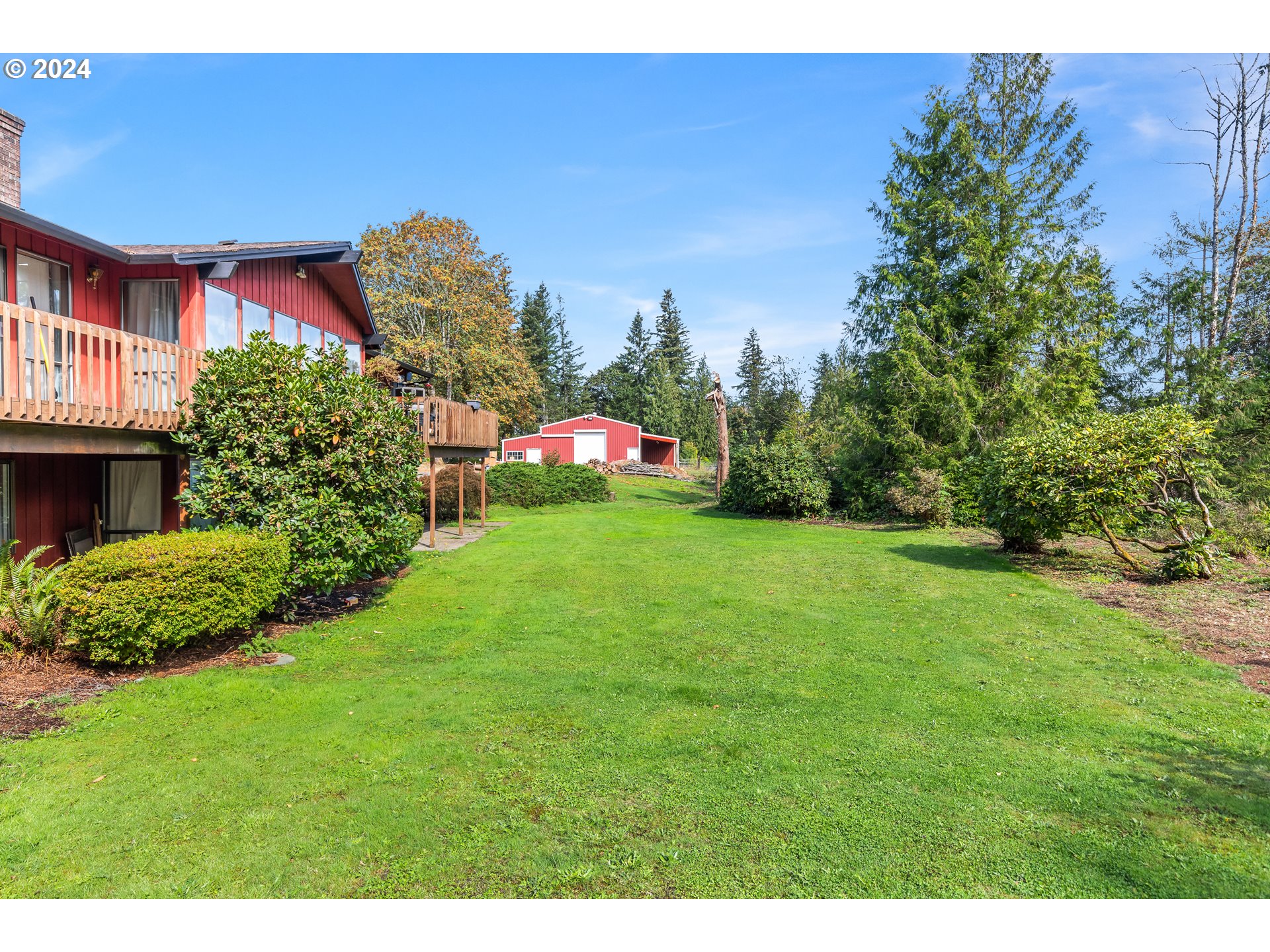 16370 Bell Street Sandy, OR 97055 - Photo 8 of 44 a view of yard with green space