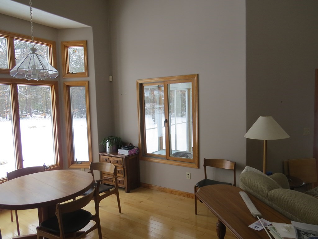 101 Gunn Road Southampton, MA 01073 - Photo 3 of 20 Gallery Image 3