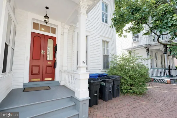 $1,400 | 112 Garden Street, Unit 1, Mount Holly, NJ 08060