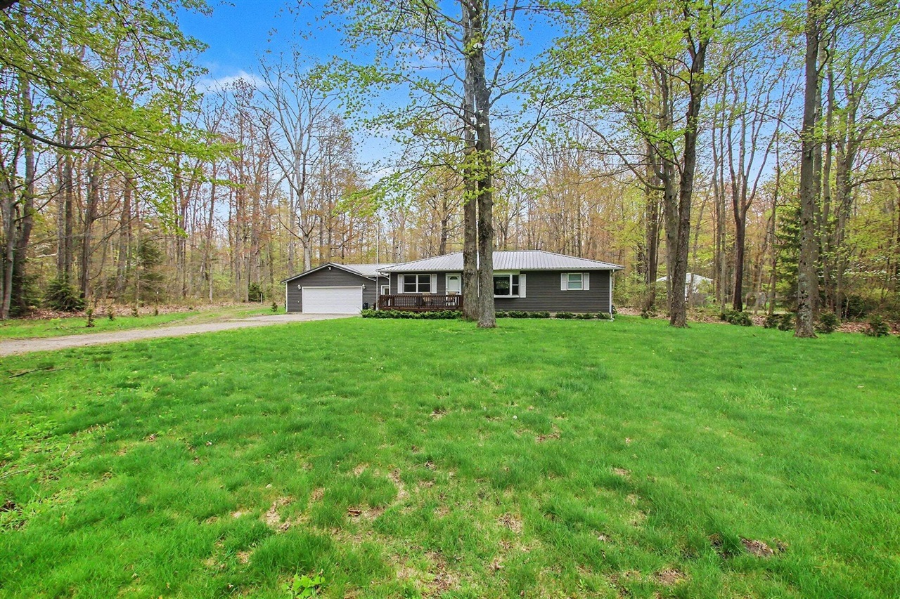 18412 148th Avenue Spring Lake, MI 49456 - Photo 3 of 30