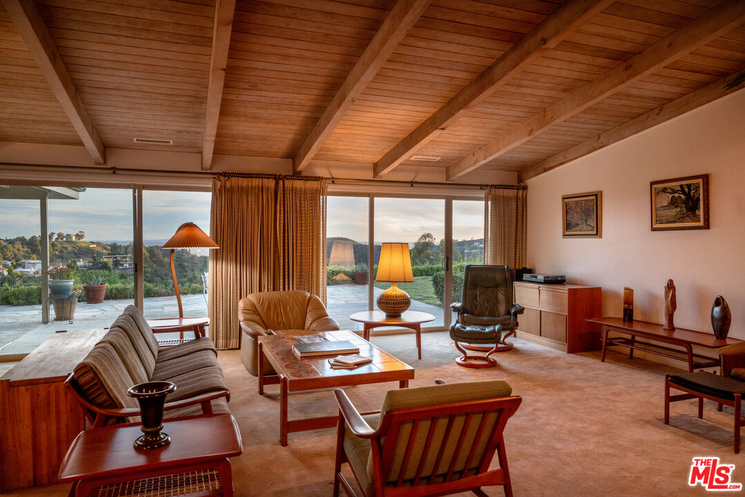 2701 Lake Hollywood Drive Los Angeles, CA 90068 - Photo 15 of 41 a building outdoor space with patio furniture