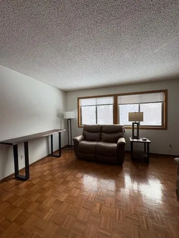 $184,777 | 2545 Brookdale Lane, Brooklyn Park, MN 55444