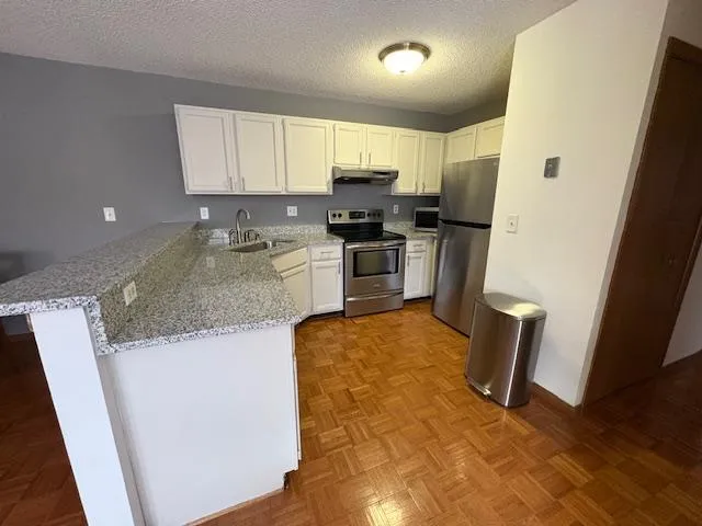 $184,777 | 2545 Brookdale Lane, Brooklyn Park, MN 55444