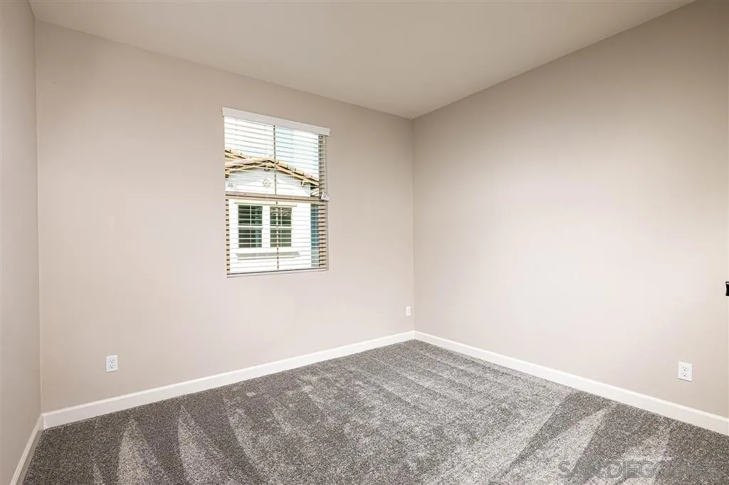 1151 Delpy View Point, Unit 6 Vista, CA 92084 - Photo 18 of 20 Gallery Image 18