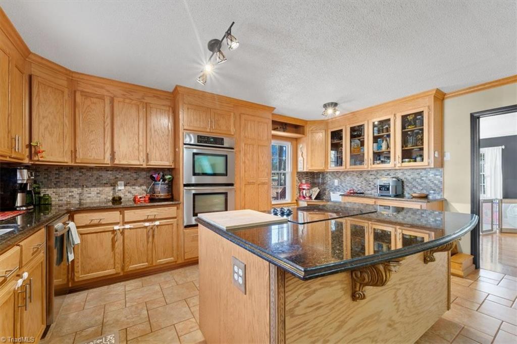 123 Albertson Road Thomasville, NC 27360 - Photo 8 of 34 Gallery Image 8