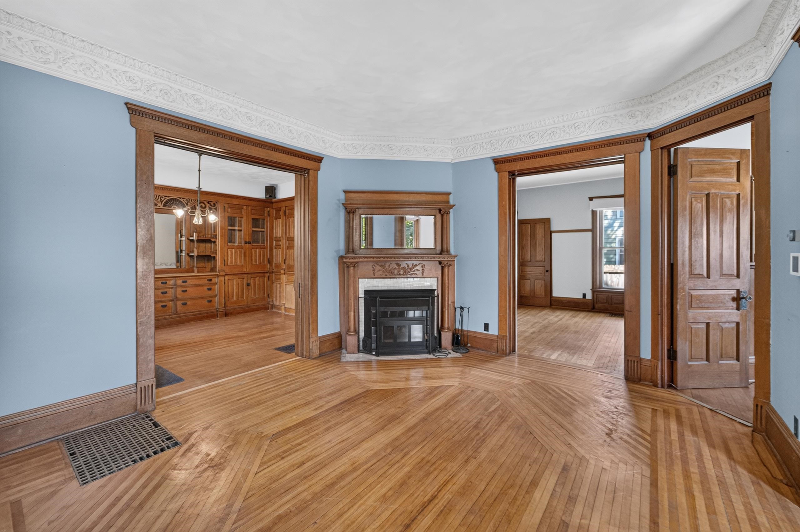 954 Bluff Street Beloit, WI 53511 - Photo 10 of 53 Gallery Image 10