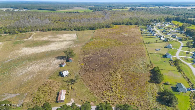 $425,000 | 2438 White Oak River Road, Maysville, NC 28555