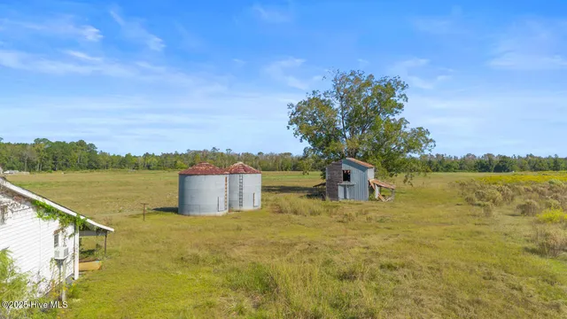 $425,000 | 2438 White Oak River Road, Maysville, NC 28555