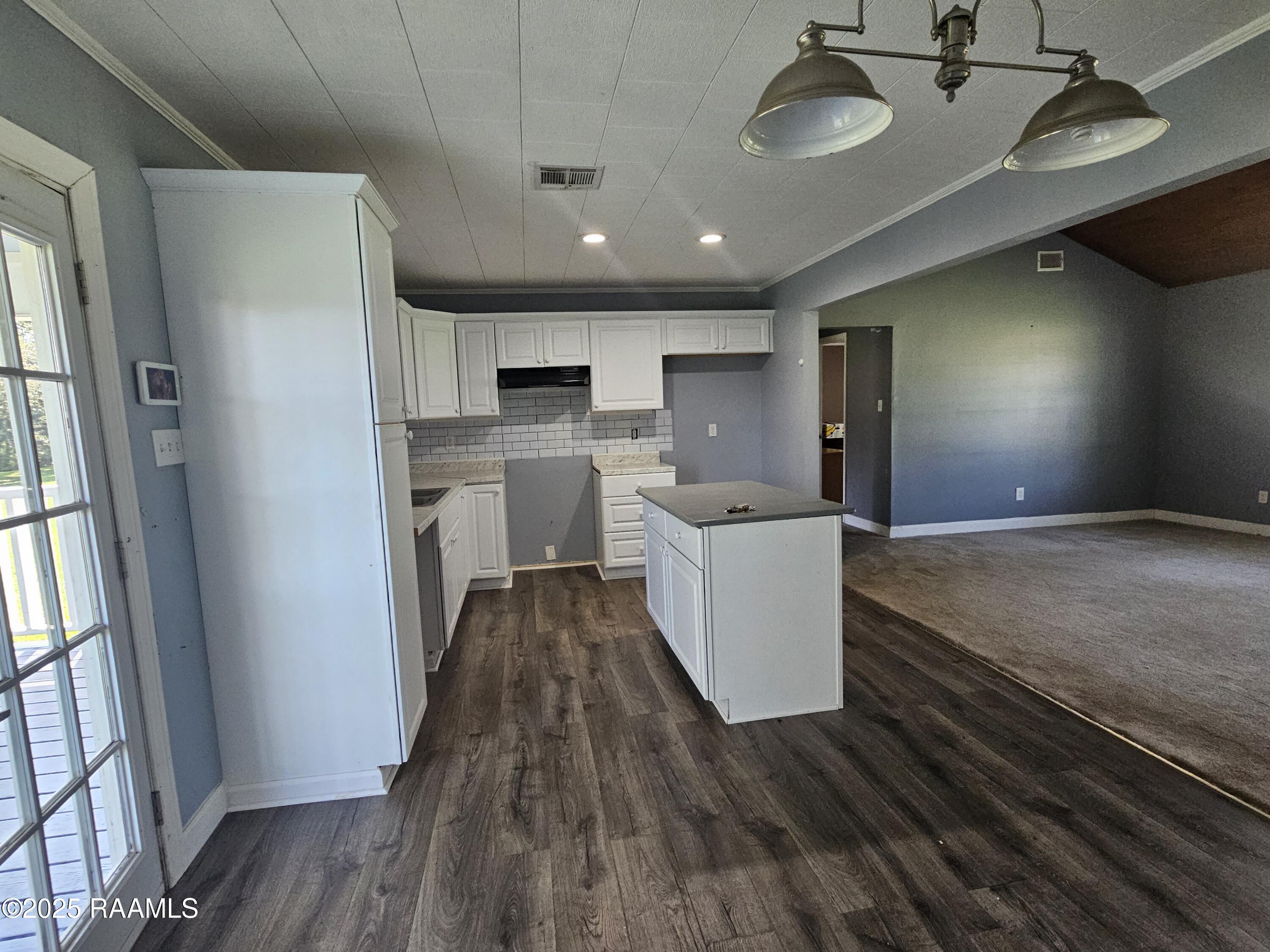 3555 Woodlawn Road Maurice, LA 70555 - Photo 5 of 19 20250819_111916