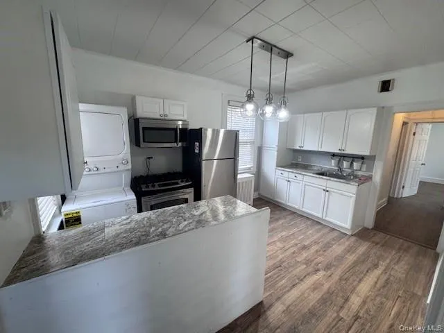 $2,700 | 530 Fourth Avenue, Unit 1, Pelham, NY 10803