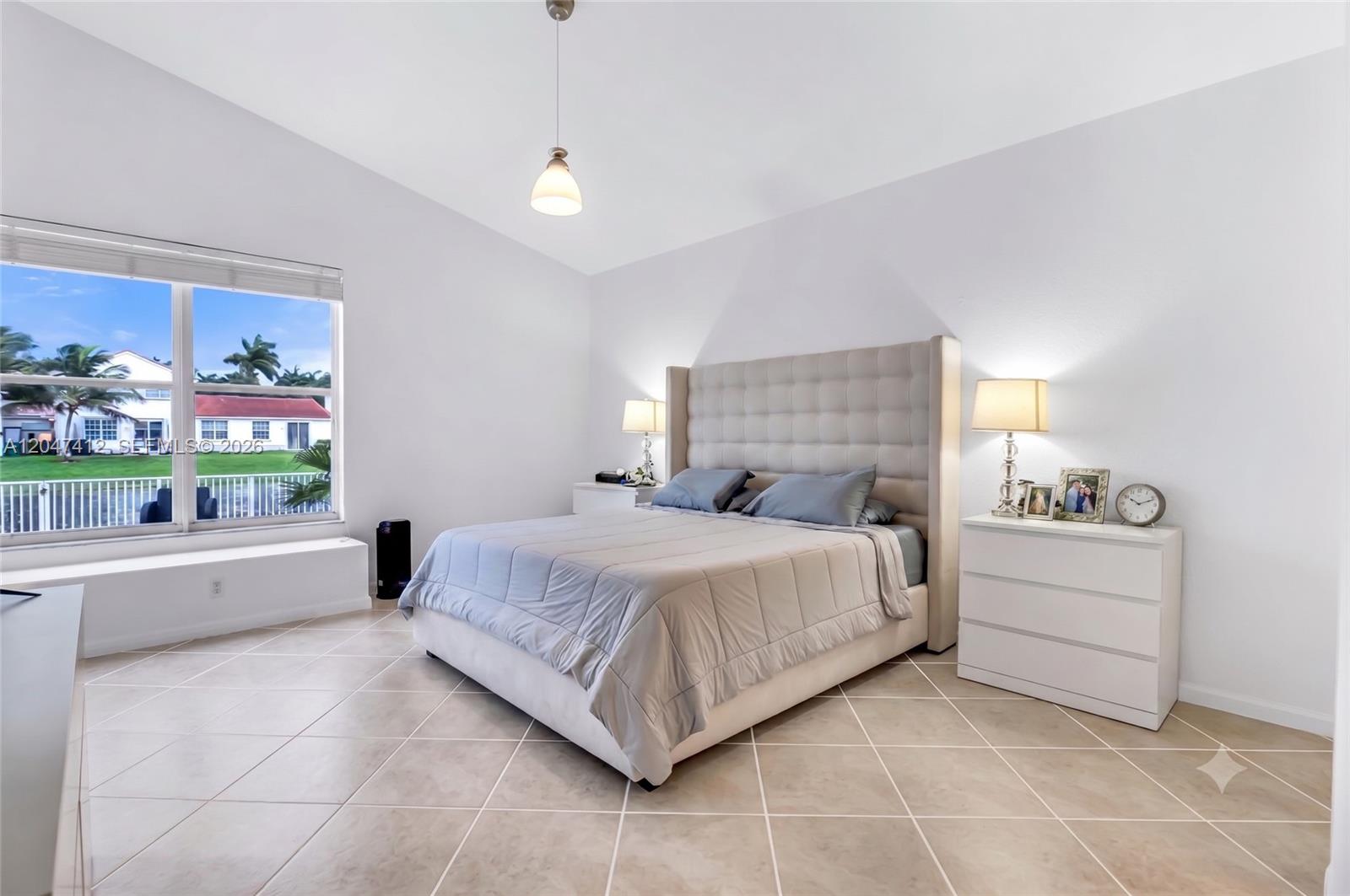 18785 Southwest 29th Street Miramar, FL 33029 - Photo 10 of 36