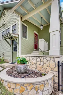 $1,350,000 | 610 Oakland Avenue, Austin, TX 78703