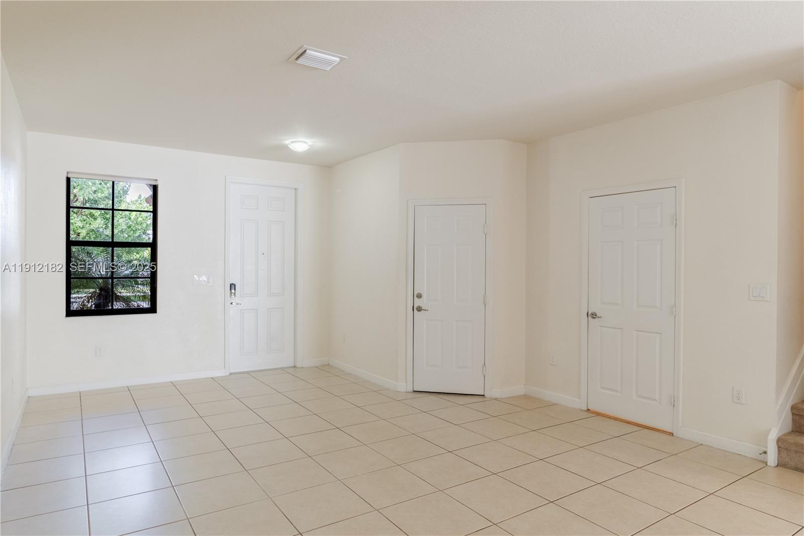 9045 West 33rd Avenue, Unit 9045 Hialeah, FL 33018 - Photo 5 of 23