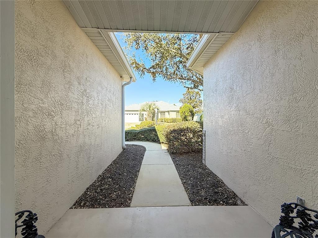 9746 Southwest 89th Loop Ocala, FL 34481 - Photo 3 of 49