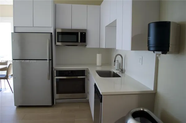 $3,995 | 1370 South Ocean Boulevard, Unit 903, Pompano Beach, FL 33062