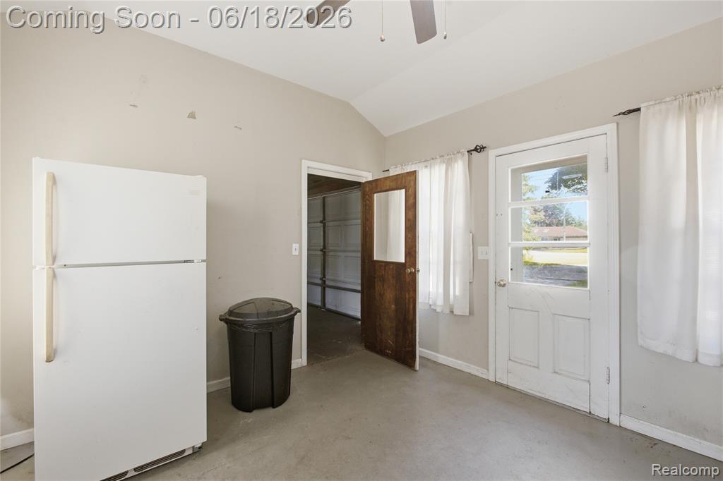 3408 North River Road Fort Gratiot, MI 48059 - Photo 16 of 39