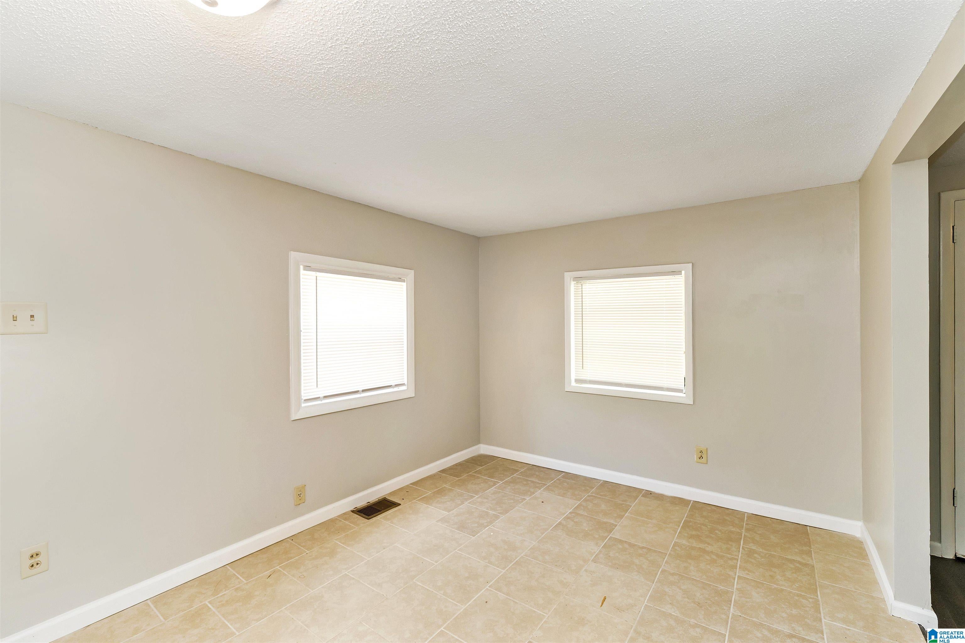 1935 Brackett Loop Road Birmingham, AL 35214 - Photo 10 of 27 Gallery Image 10