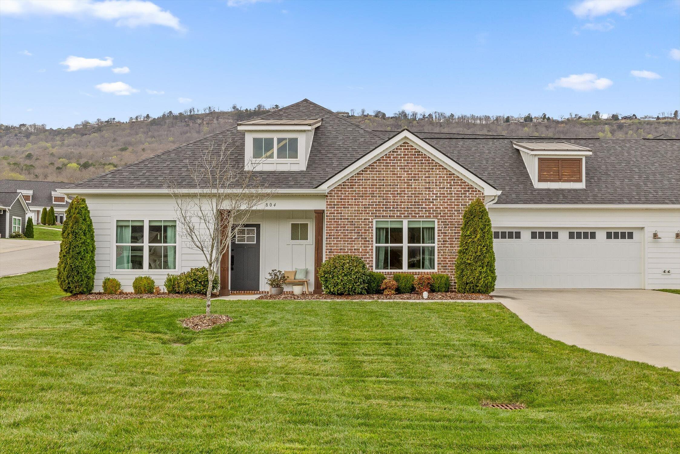 804 Wellstone Drive Chattanooga, TN 37405 - Photo 3 of 24 05-Wellstone-5