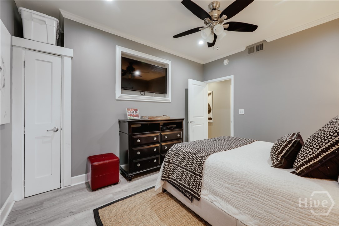 250 West Broad Street, Unit 801 Athens, GA 30601 - Photo 23 of 42