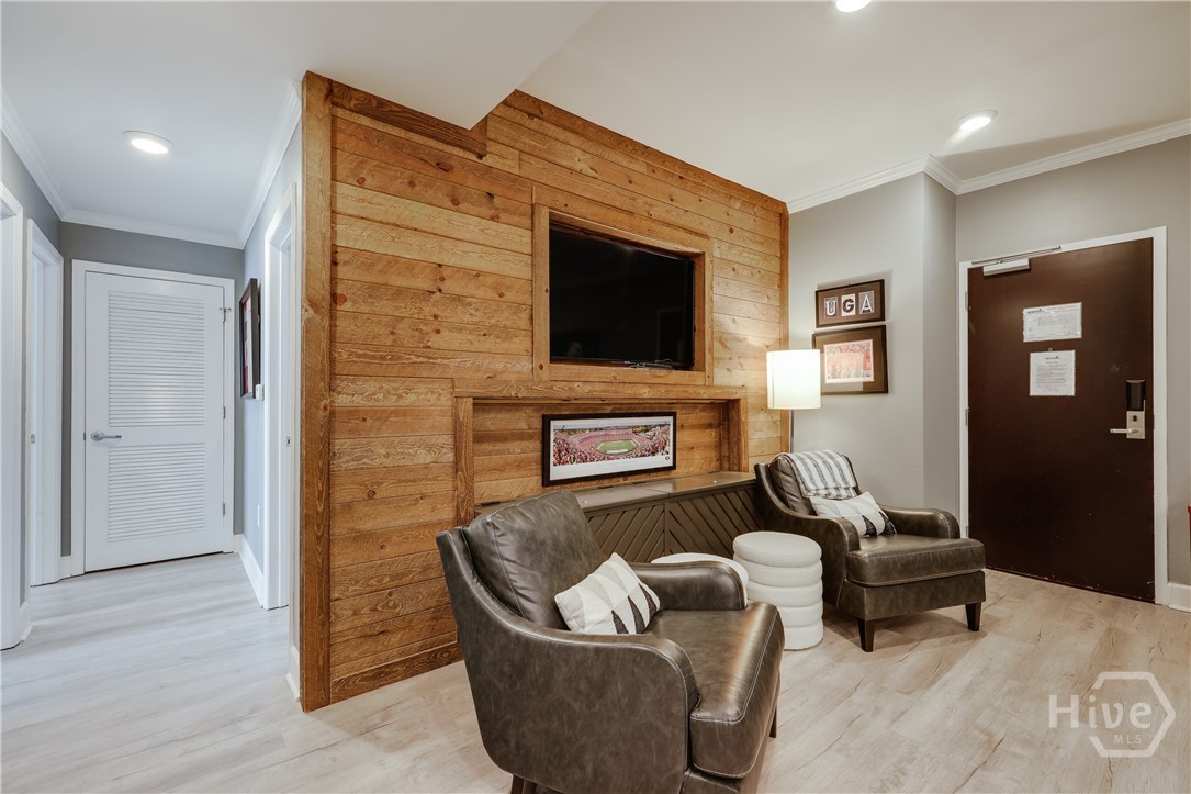250 West Broad Street, Unit 801 Athens, GA 30601 - Photo 4 of 42