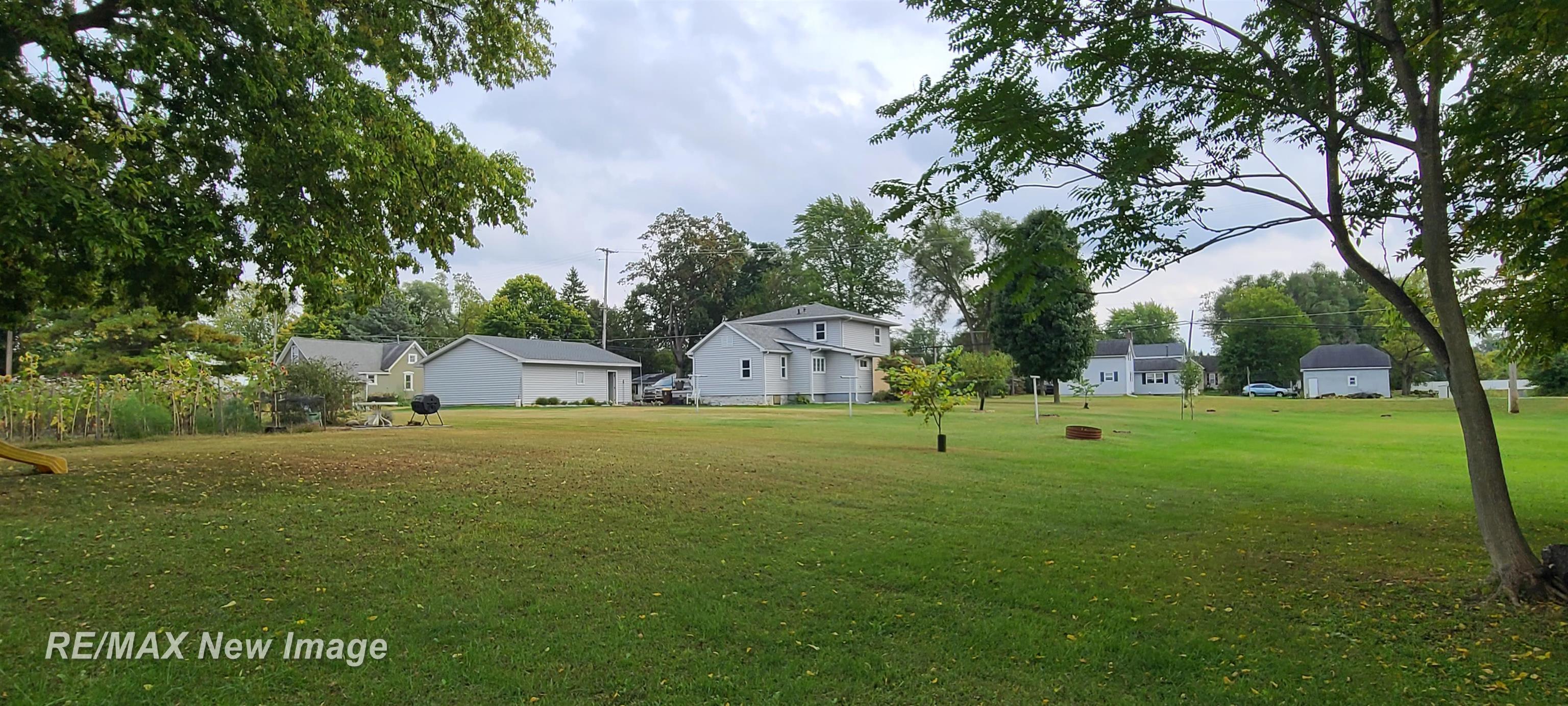 910 West Brady Road Chesaning, MI 48616 - Photo 25 of 31 50189322-906674aa-fa4f-40d2-adf9-d5a664be599c.JPG
