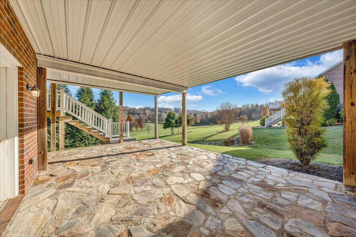 280 Summit Ridge Road Daleville, VA 24083 - Photo 5 of 58 38-MIB06339