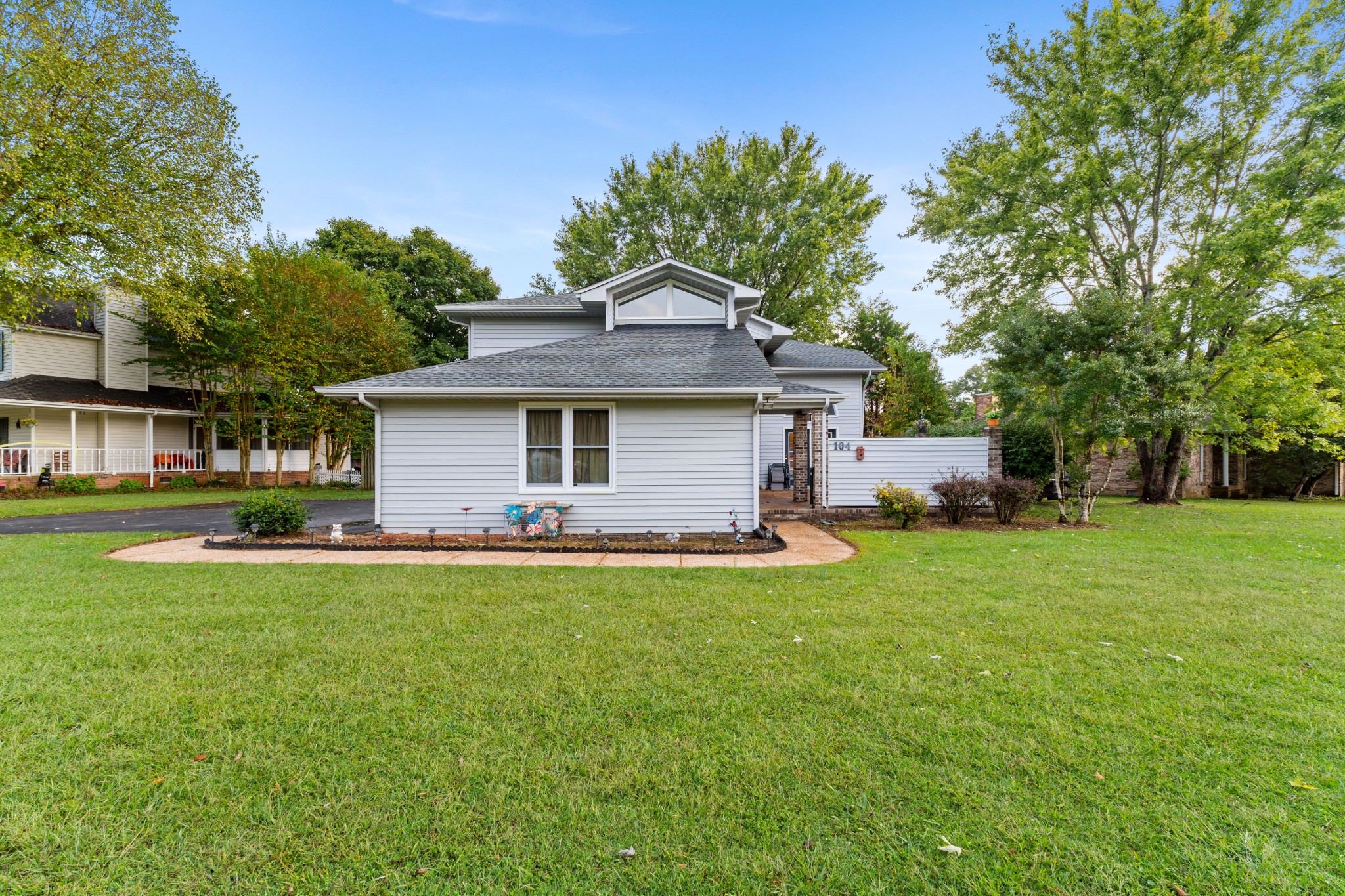 104 Breckenridge Road Tullahoma, TN 37388 - Photo 2 of 39