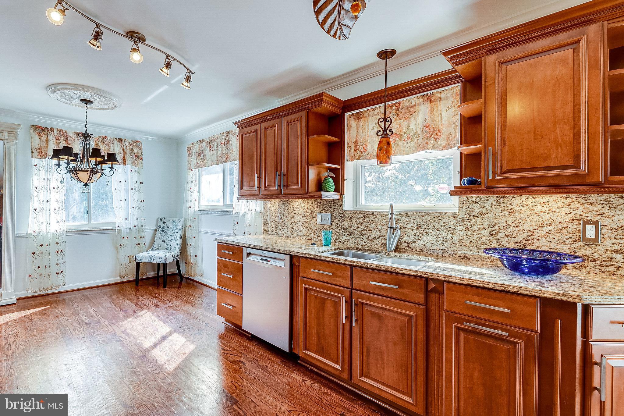 7509 June Street Springfield, VA 22150 - Photo 8 of 37 Gallery Image 8