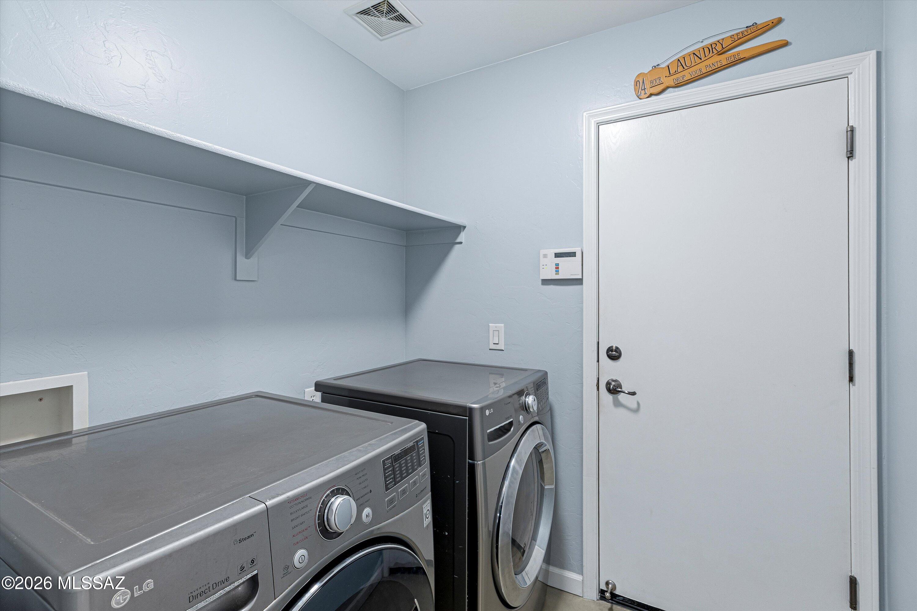 7169 West Oracle Ridge Trail Tucson, AZ 85743 - Photo 27 of 51 19-Laundry Room
