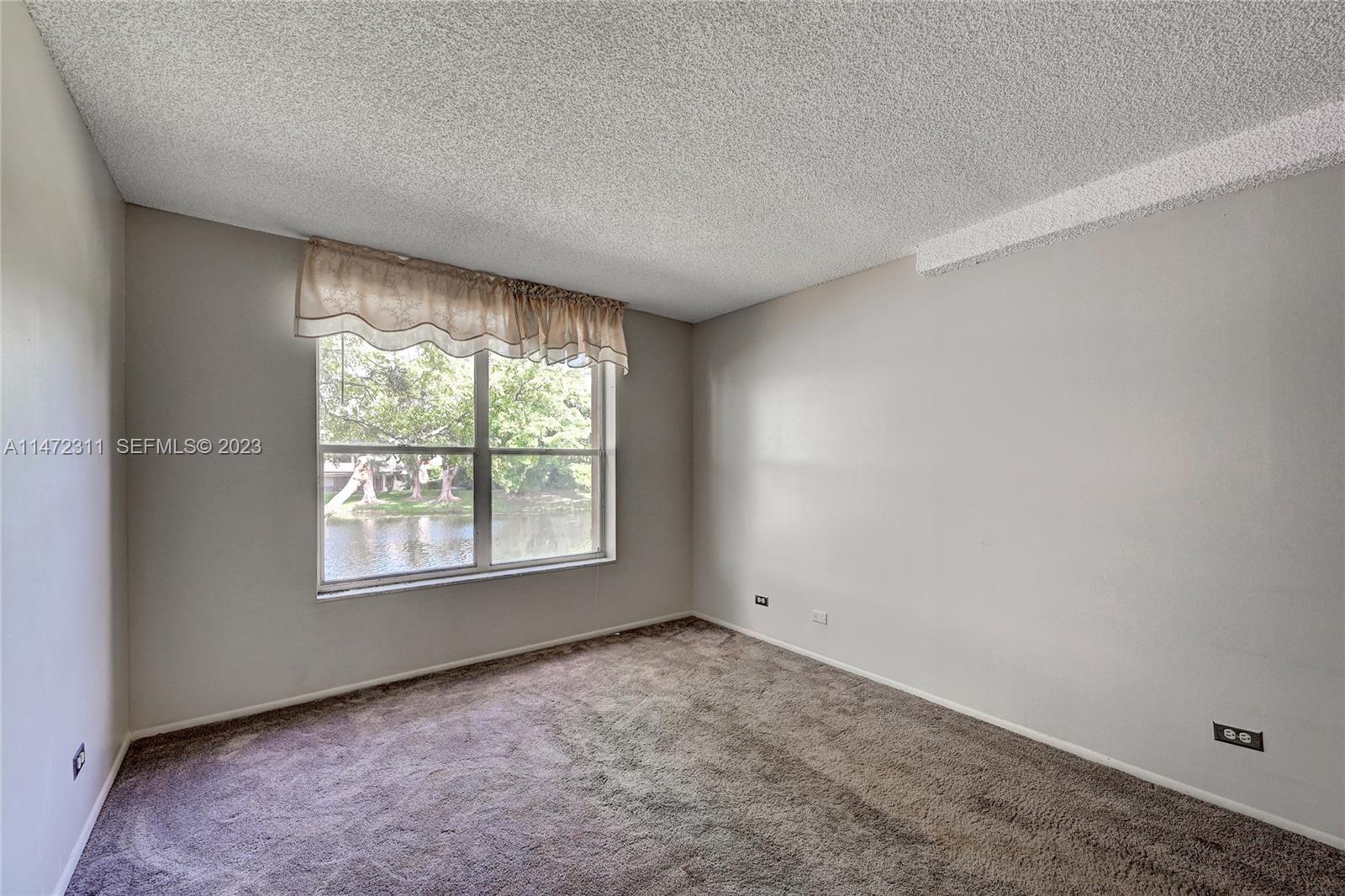 3670 Inverrary Drive, Unit 2E Lauderhill, FL 33319 - Photo 12 of 19